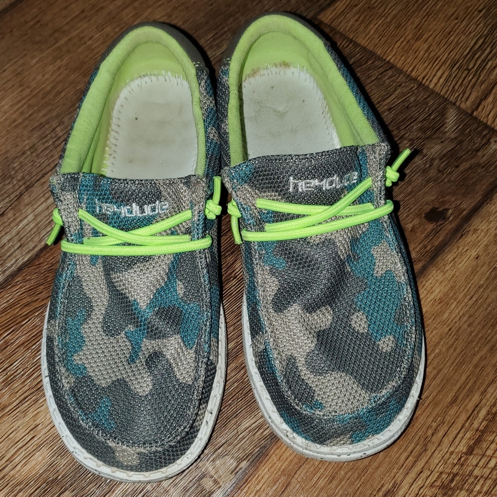 Hey Dude Youth Wally Camo Shoes